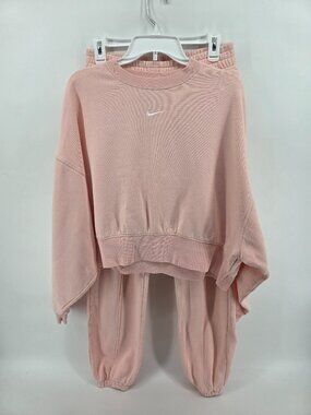 Nike Pink Cropped Sweatshirt & Joggers Set – M Top/ S Bottoms